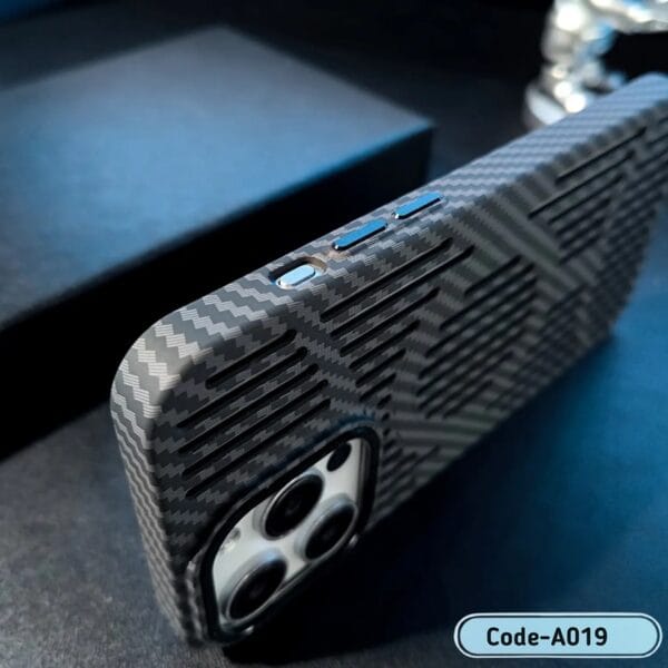 Magnetic Carbon Fiber Phone Case with Heat Dissipation For I Phone | A019 - Image 6